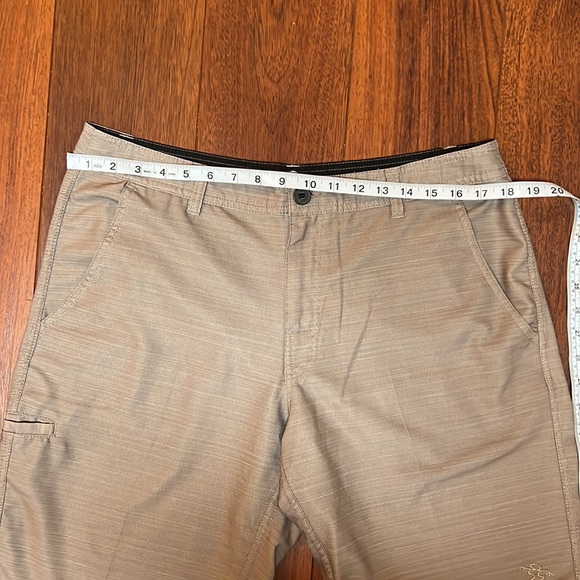 MENS TAN HYBRID SHORTS (DAHU) - Picture 5 of 11